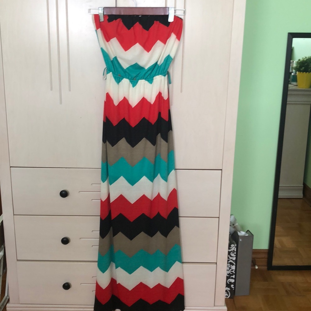 MAXI DRESS